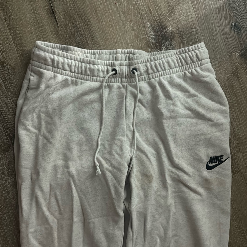 nike sweatpants 🌇
